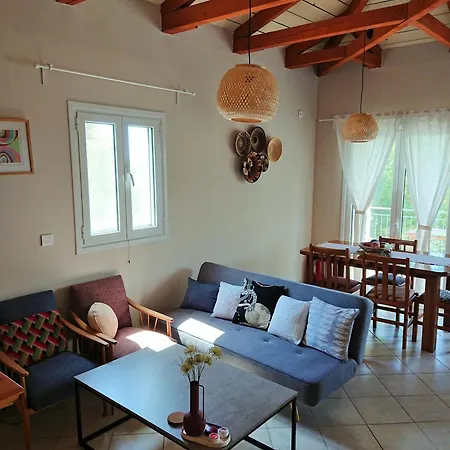 Evilion House Intholo. Sea, Nature, Relaxation! Apartment